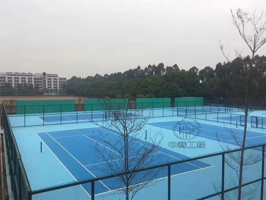綠色建材，環(huán)保先行：樓頂網球場的可持續(xù)之道